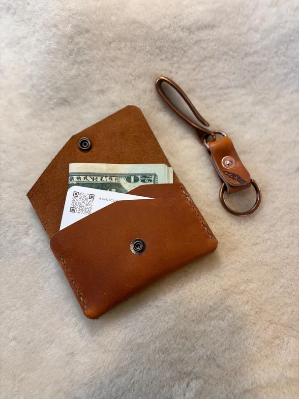 Product image of Redwing ORO LEGACY leather wallet and keychain combo