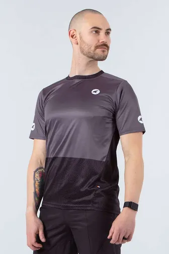 Product image of Men's Apex Jersey Outlet