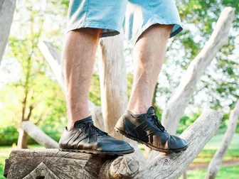 Product image of Adult Megagrip PRIMAL RunAmoc