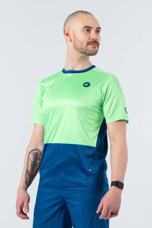 Product image of Men's Apex Jersey Outlet